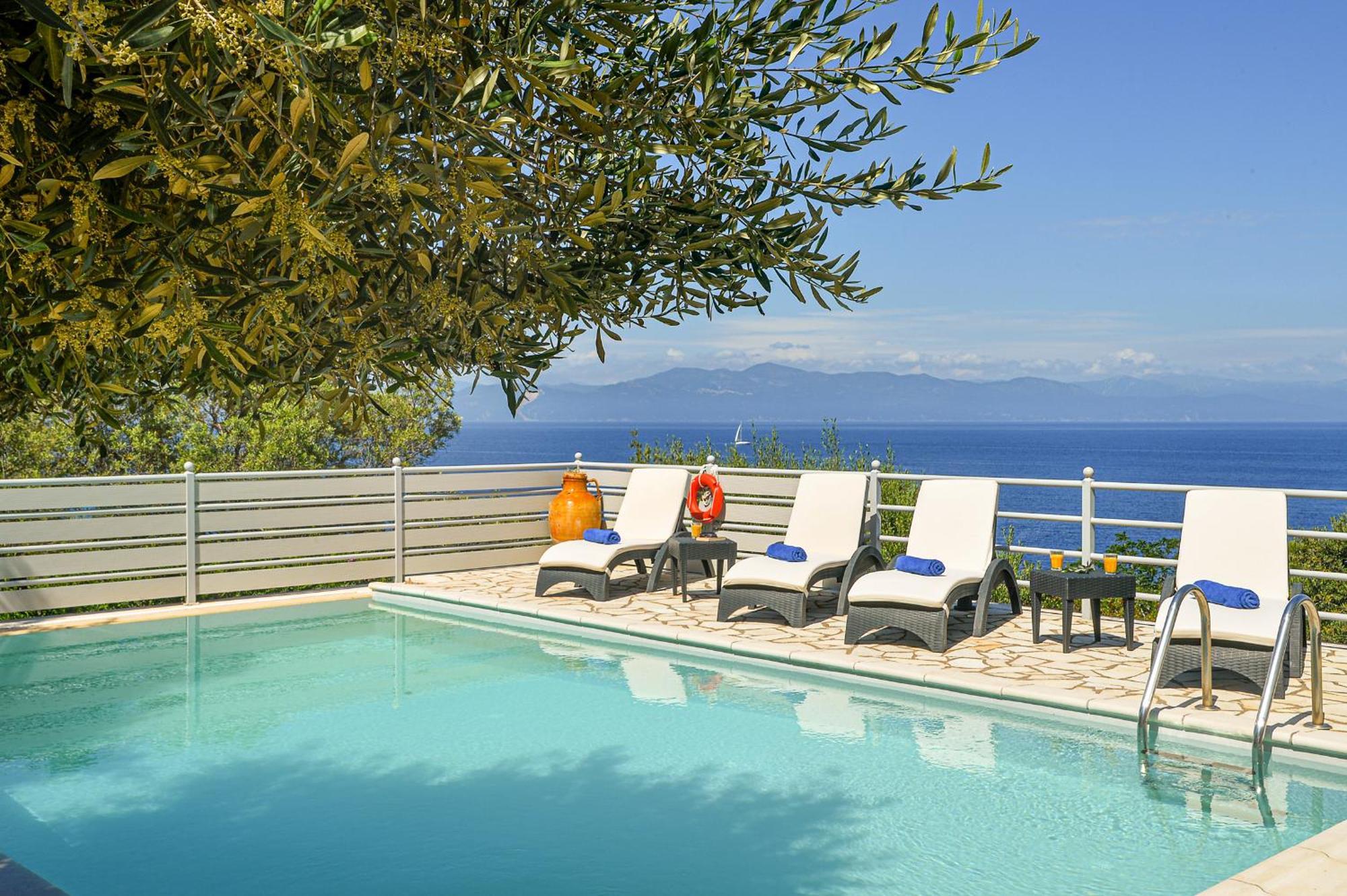 فيلا Lioniskari Seaviews - Paxoi'S Private Pool Oasis Porto Ozias المظهر الخارجي الصورة